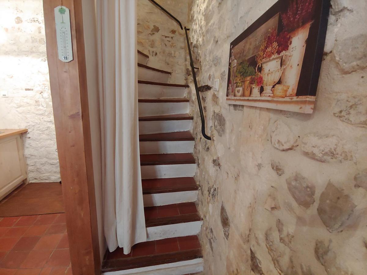 Charmante Maison Arlesienne A L'Ombre Des Arenes, De 2 A 5P Dış mekan fotoğraf